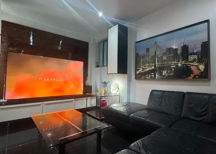 The Best Copacabana Luxury Design 3 Bedroom Room 3 Bathroom 75 Gigantic Inch Cinema Tv Top Location 4 Split Ac Rio de Janeiro
